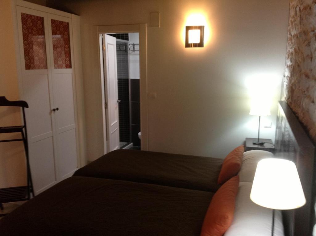 Apartamentos Rurales La Villa De Piedra Cartes Chambre photo