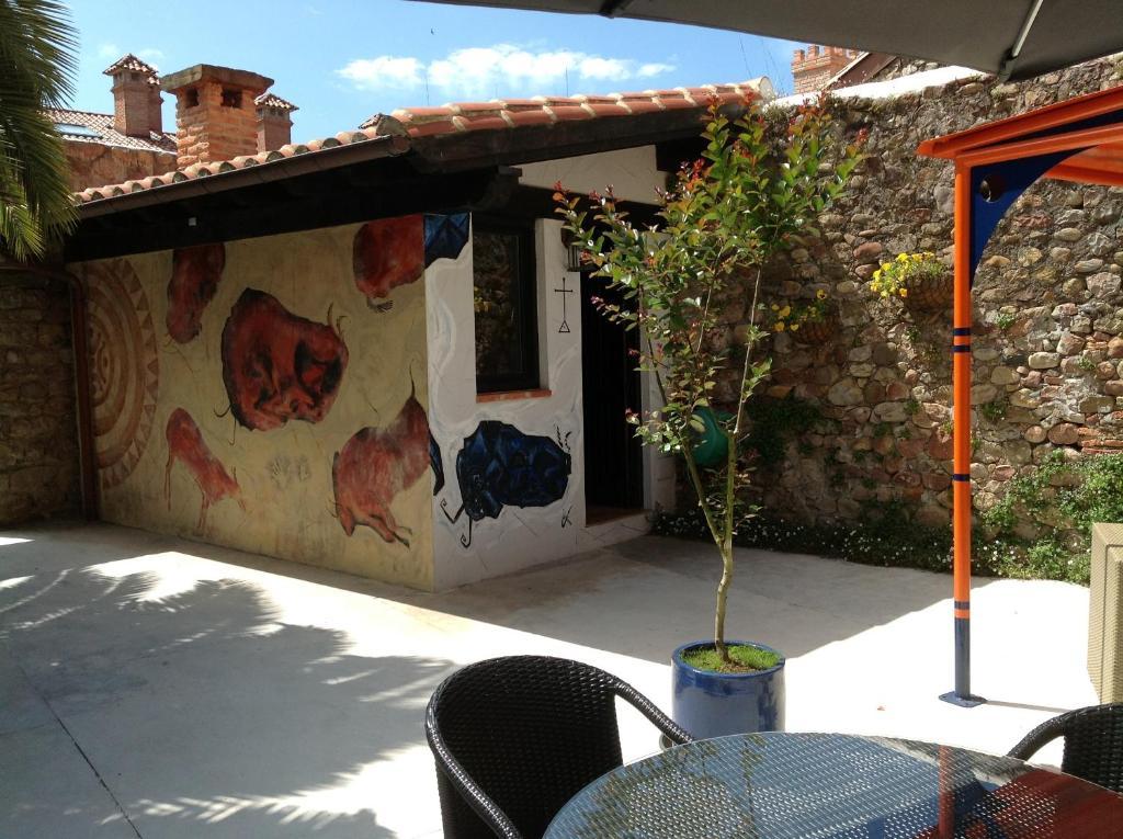 Apartamentos Rurales La Villa De Piedra Cartes Extérieur photo